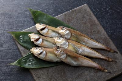 沖獲り子持はたはた丸干し 500g(8尾前後)